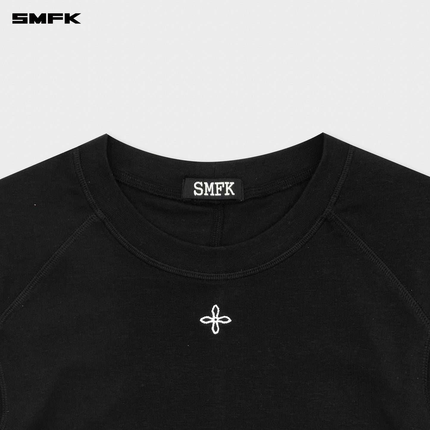COMPASS RUSH Slim-fit Long-sleeved Top Wilderness Black