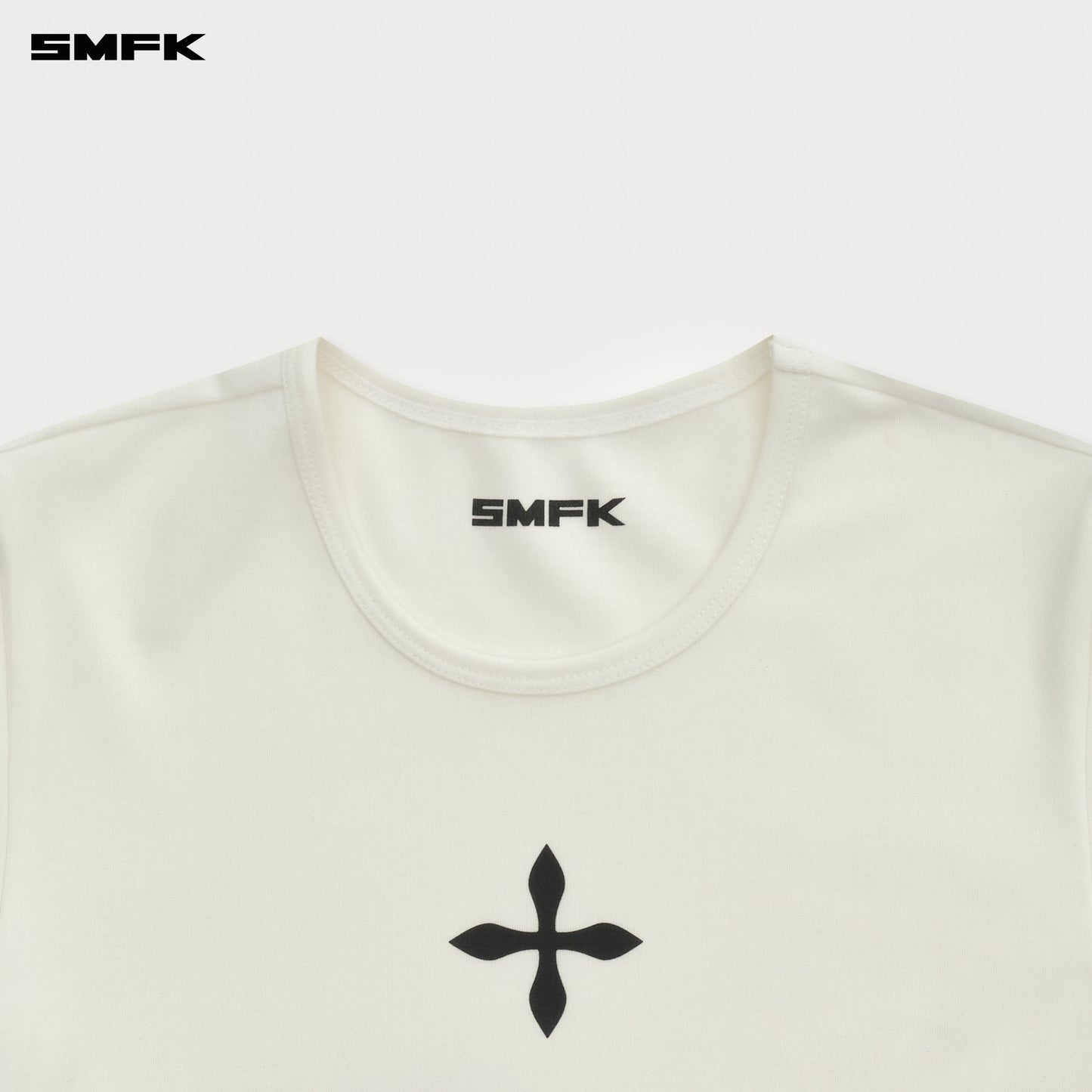 COMPASS Classic Sports Tight Tee Alpine White