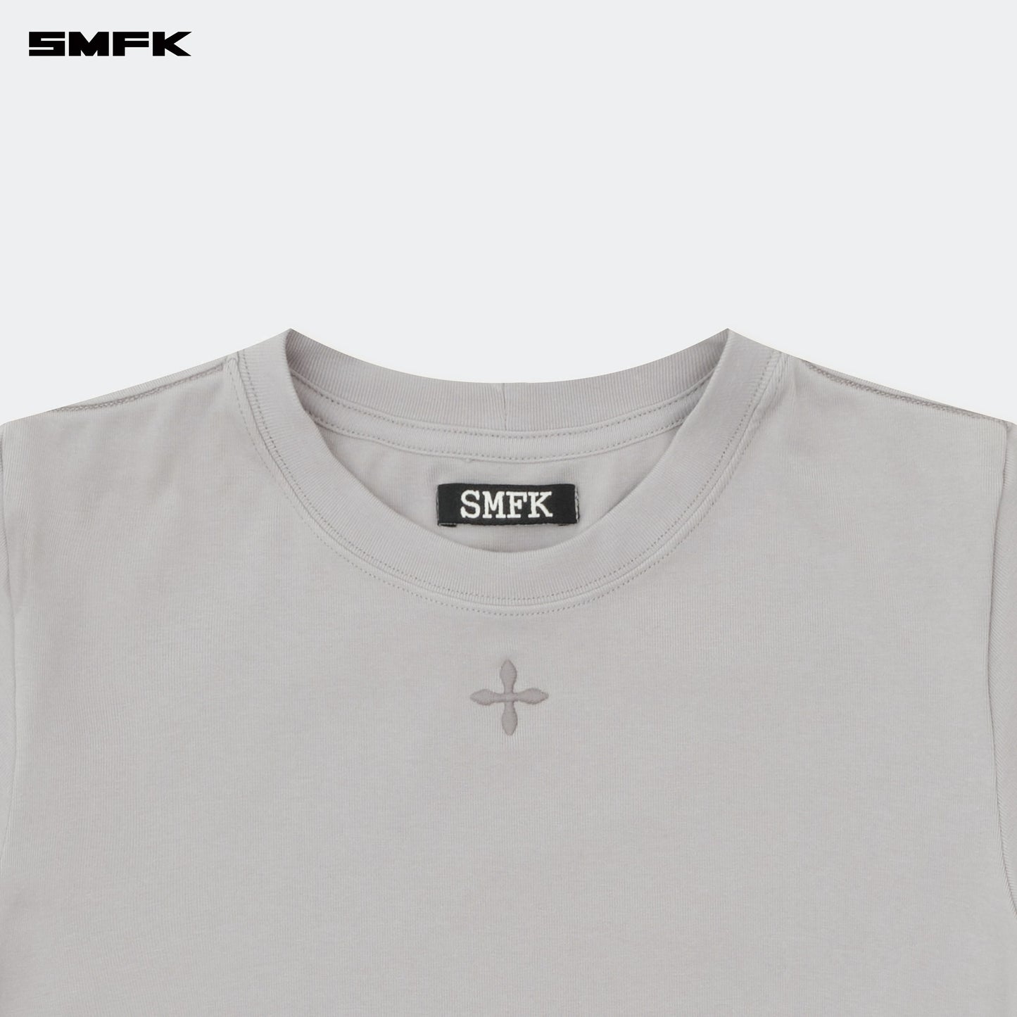 COMPASS HUG Slim Fit Tee Ash Gray