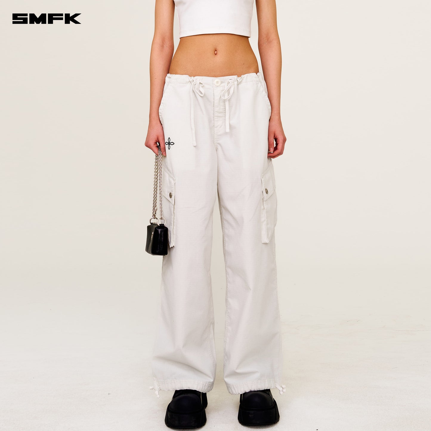 FUTURE MIRAGE Classic Parachute Pants Alpine White
