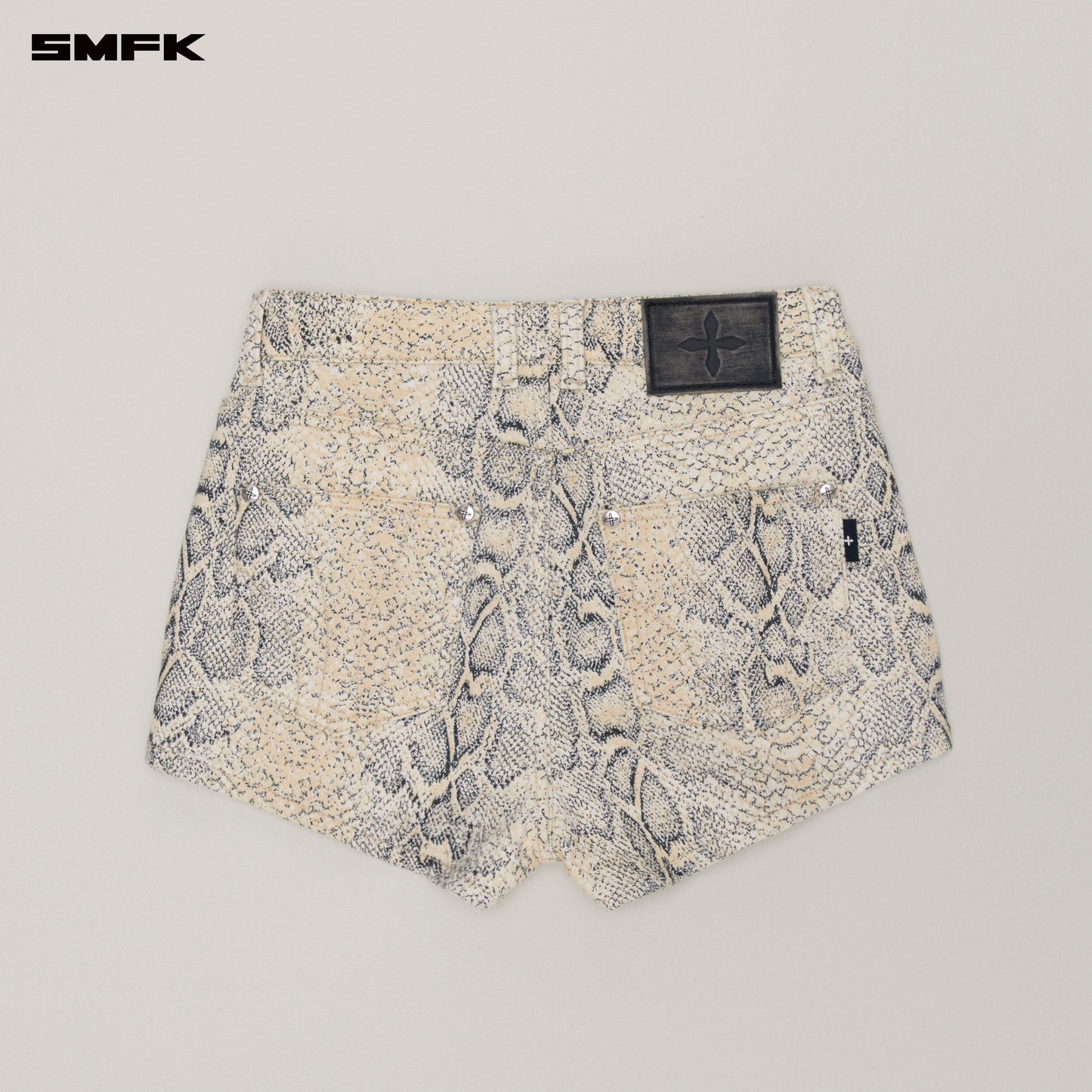 COMPASS DANCER Denim Flat Shorts Mirage Cobra