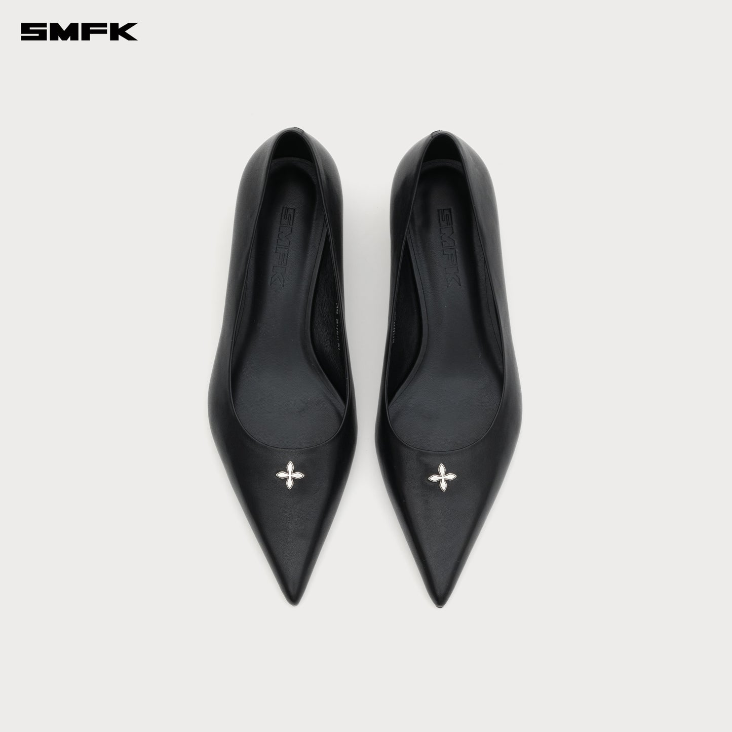 COMPASS RIVET Classic Leather High Heels 3cm Wilderness Black