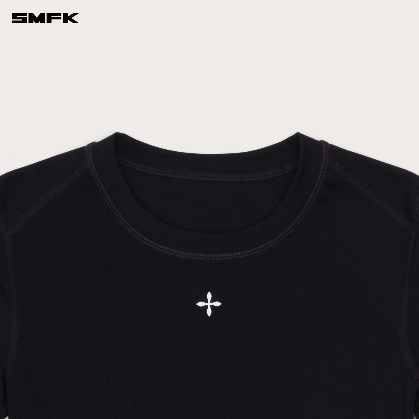 COMPASS WAVE Body-shaping Skin Tee Wilderness Black