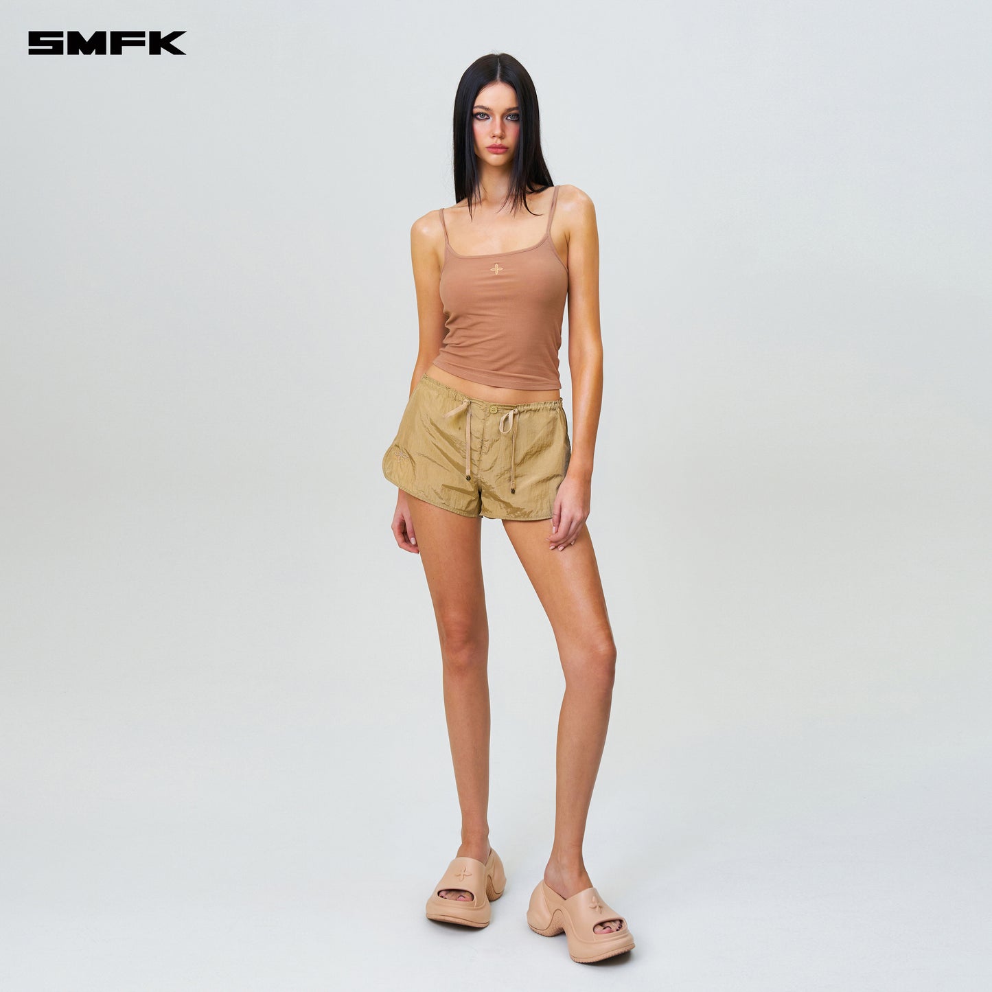 COMPASS HUG Extra-Long Sports Strap Top Deep Nude