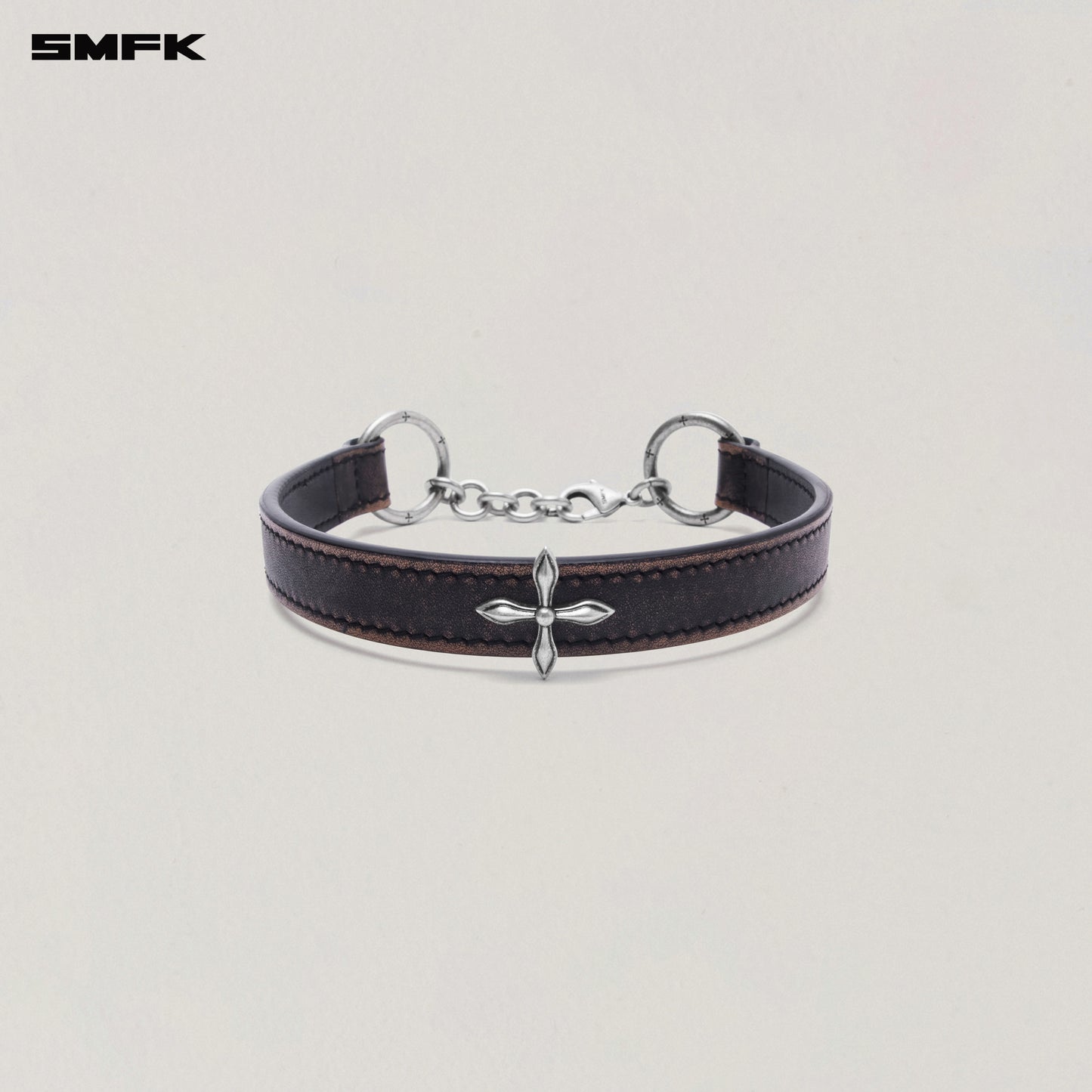 COMPASS RIVET PATINA LEATHER CHOCKER/M Wild Black Patina