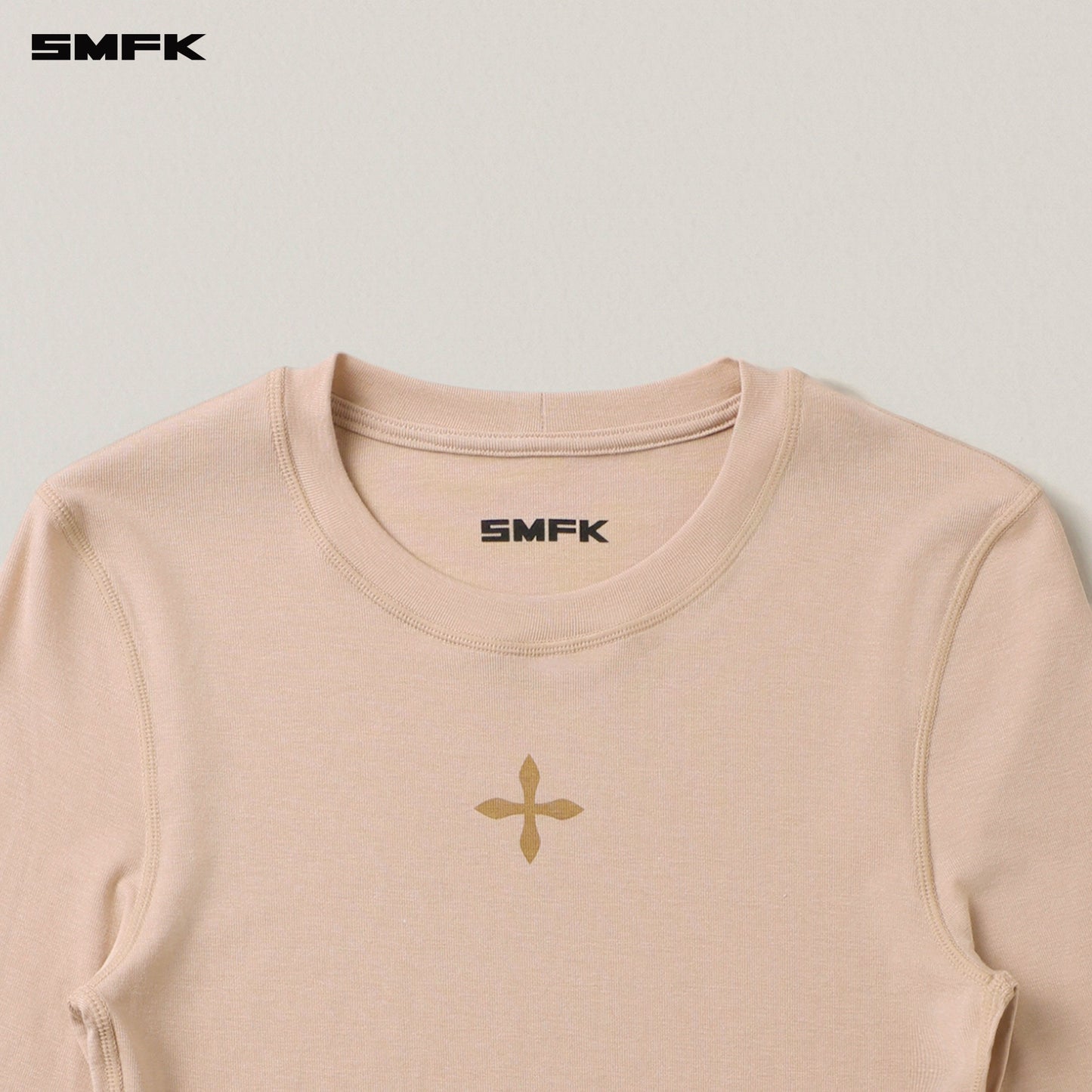 COMPASS
ORIGINAL BADGE Slim-fit Sports Pullover Sandy Khaki