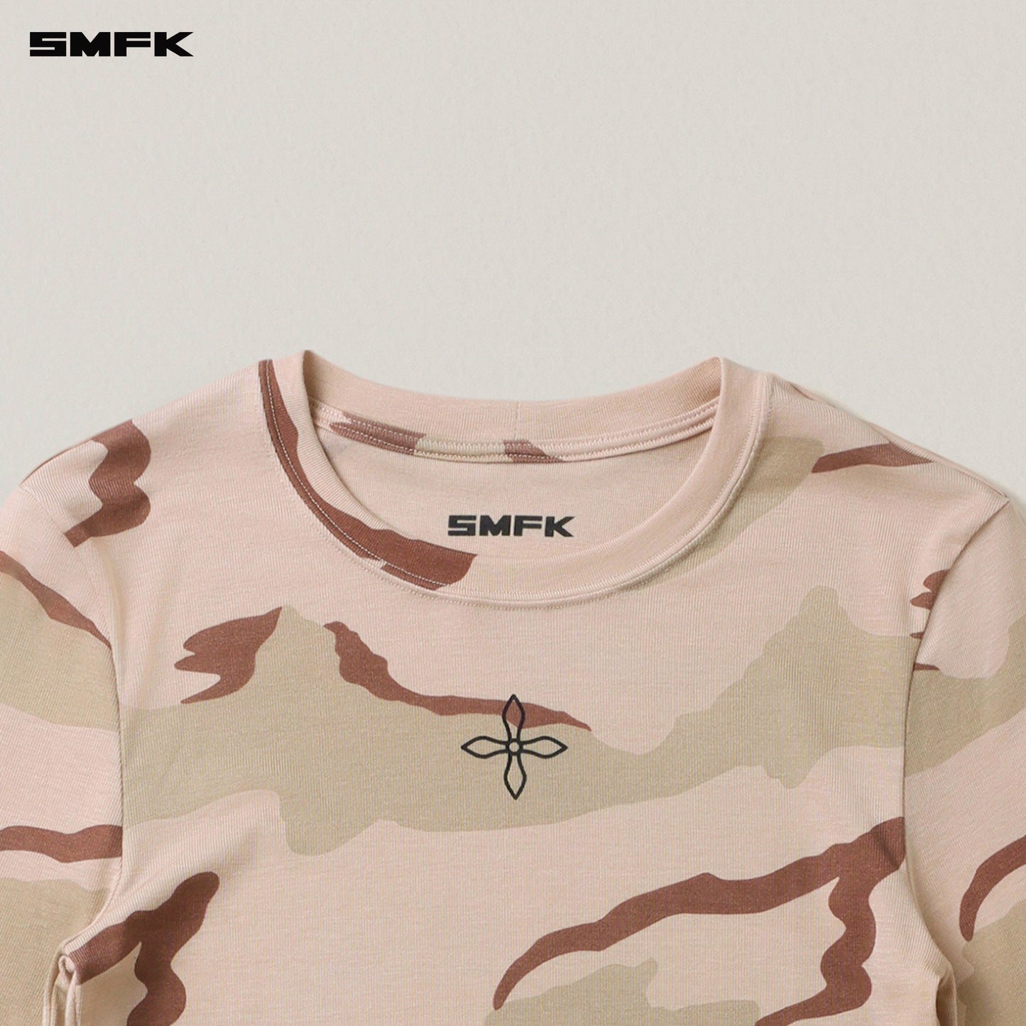COMPASS STAMP BODY Pullover Desert Storm Camo