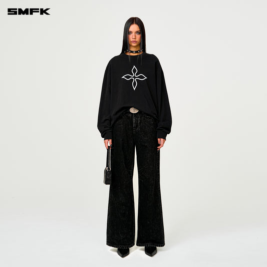 COMPASS Black Magnolia Oversized Sweatshirt Wilderness Black