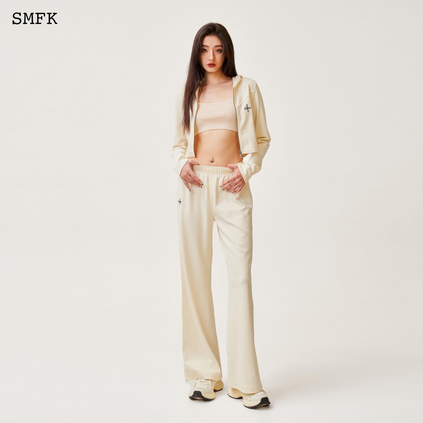 COMPASS ROVE Jogging Sports Suit Cream White