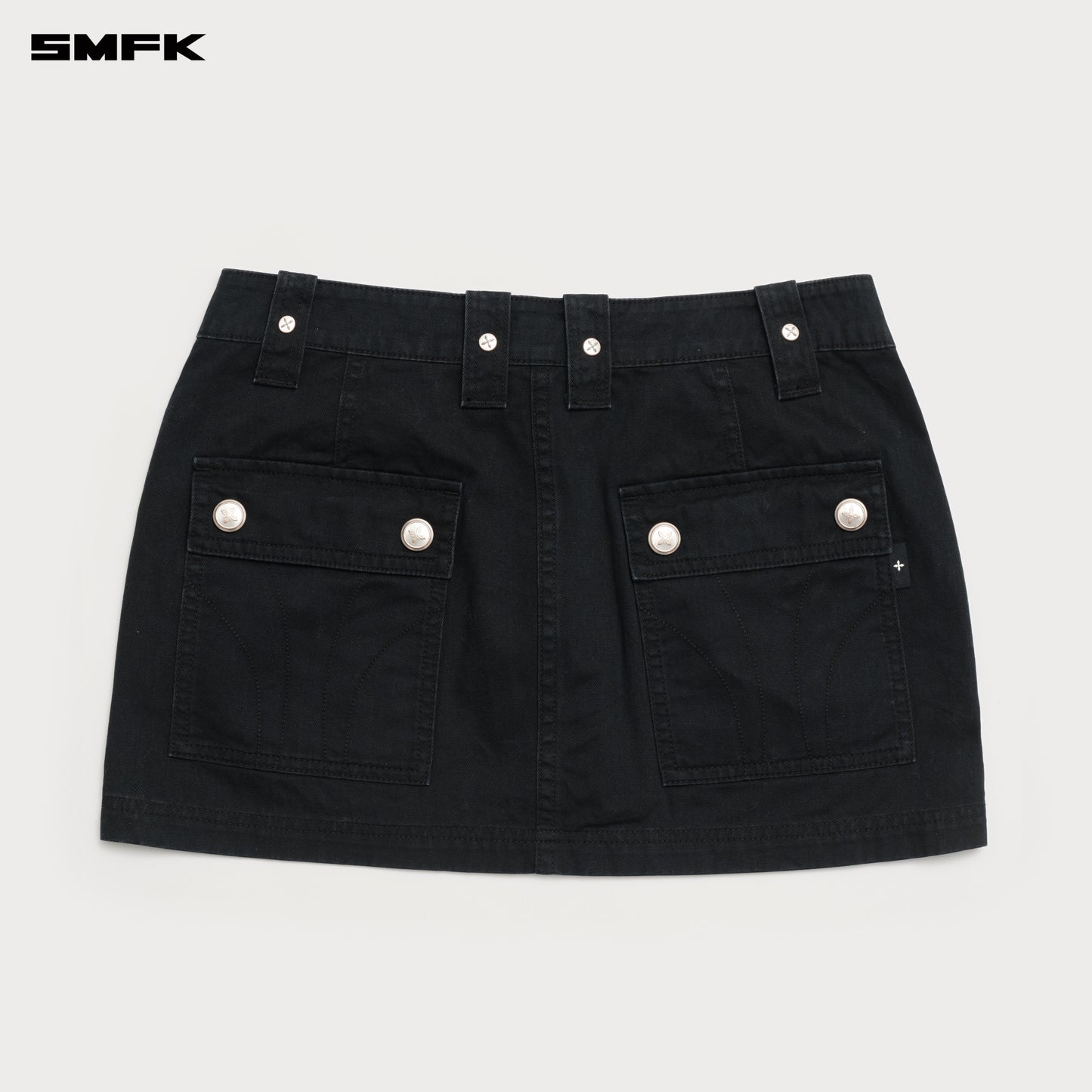 COMPASS WILD Cargo Skirt Wilderness Black