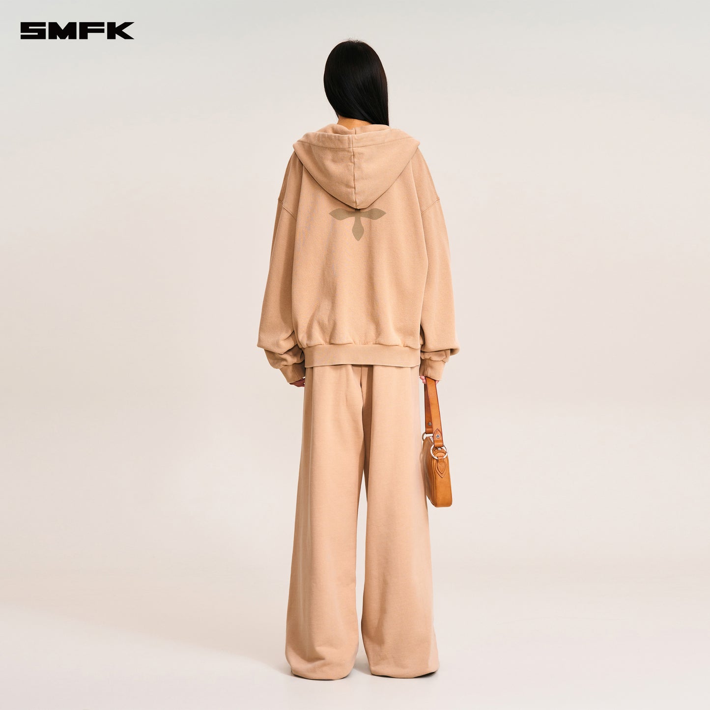 COMPASS MODE TOWER LOOSE SPORTS PANTS Sandy Khaki