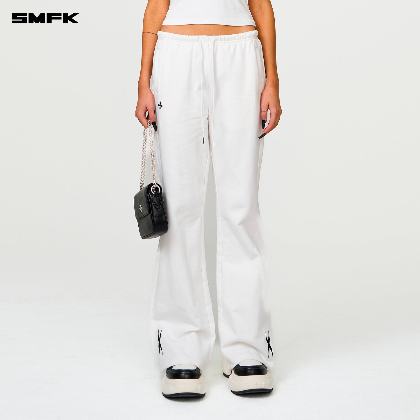 COMPASS Classic Flared Sweatpants Alpine White