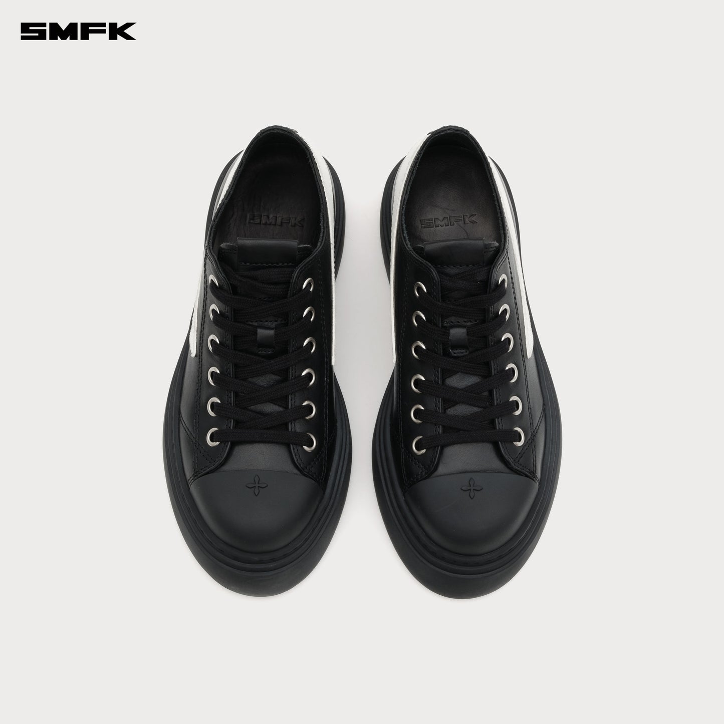 COMPASS METEOR DARK NIGHT Leather Sneakers Wilderness Black