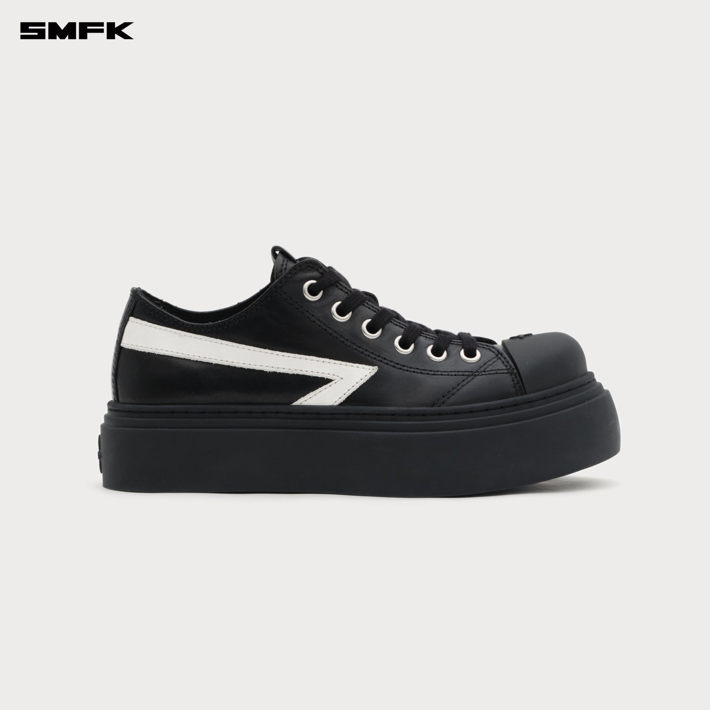 COMPASS METEOR DARK NIGHT Leather Sneakers Wilderness Black