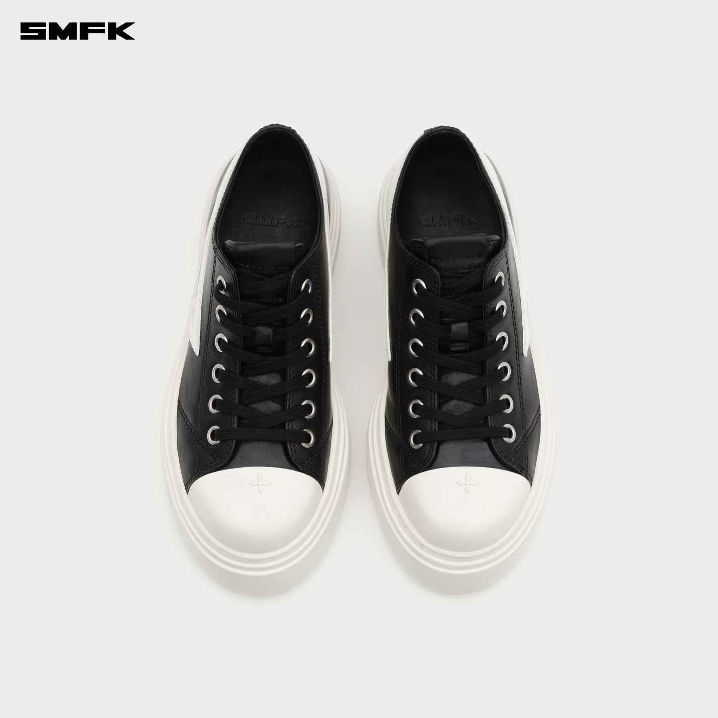 COMPASS METEOR ROVE Leather Sneakers Black & White