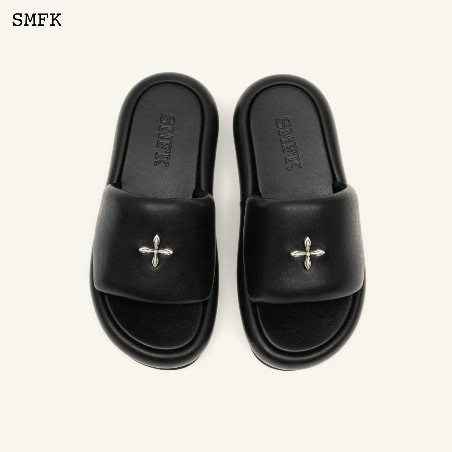 COMPASS CROSS Classic Slipper Wilderness Black
