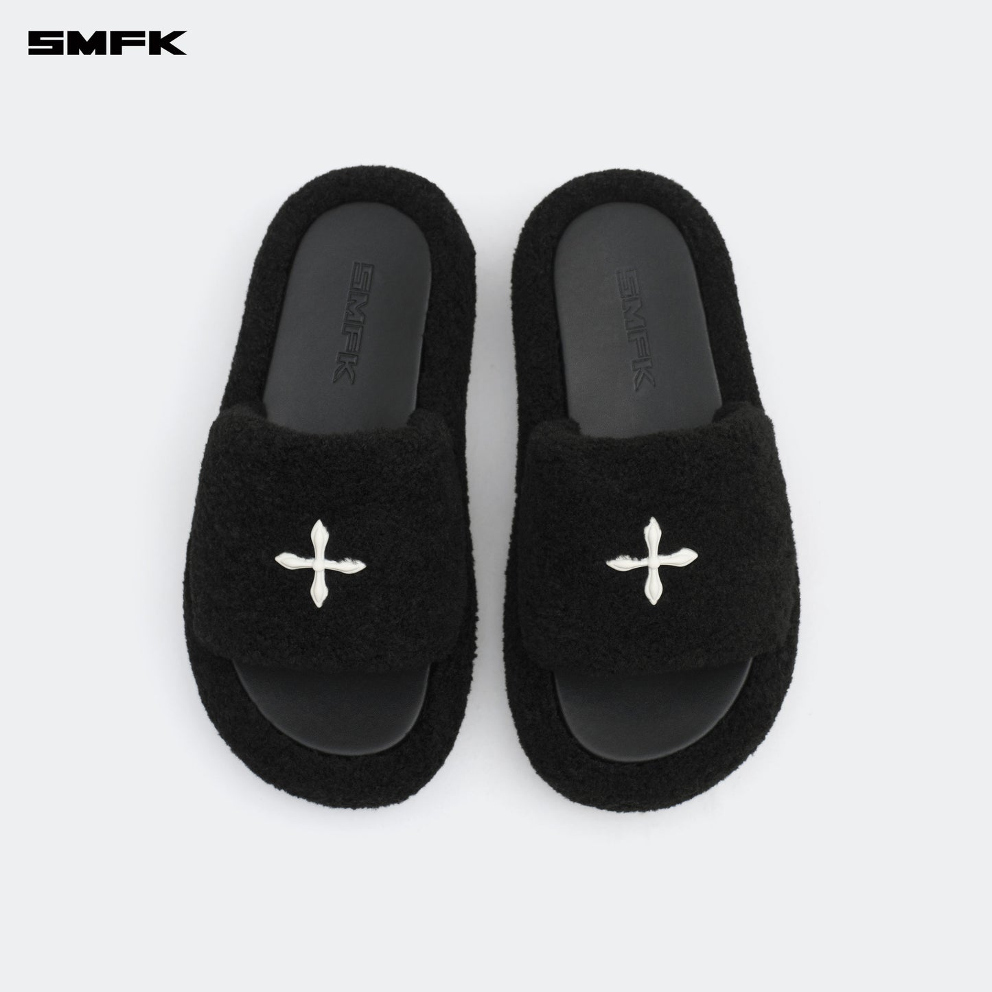 COMPASS WOOLLY Classic Furry Sandals Graphite Black