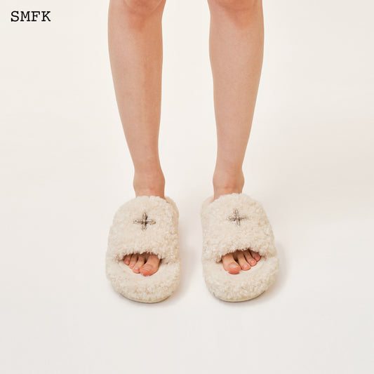 COMPASS WOOLLY White Velvet Furry Sandals Velvet White