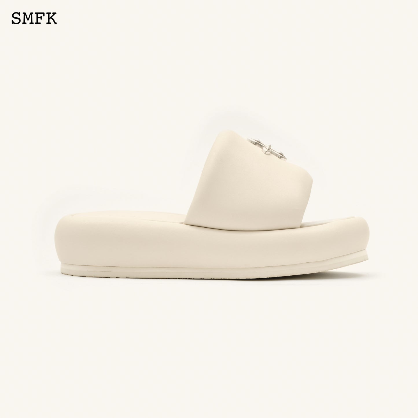 COMPASS CROSS Classic Slipper Milky Pearl