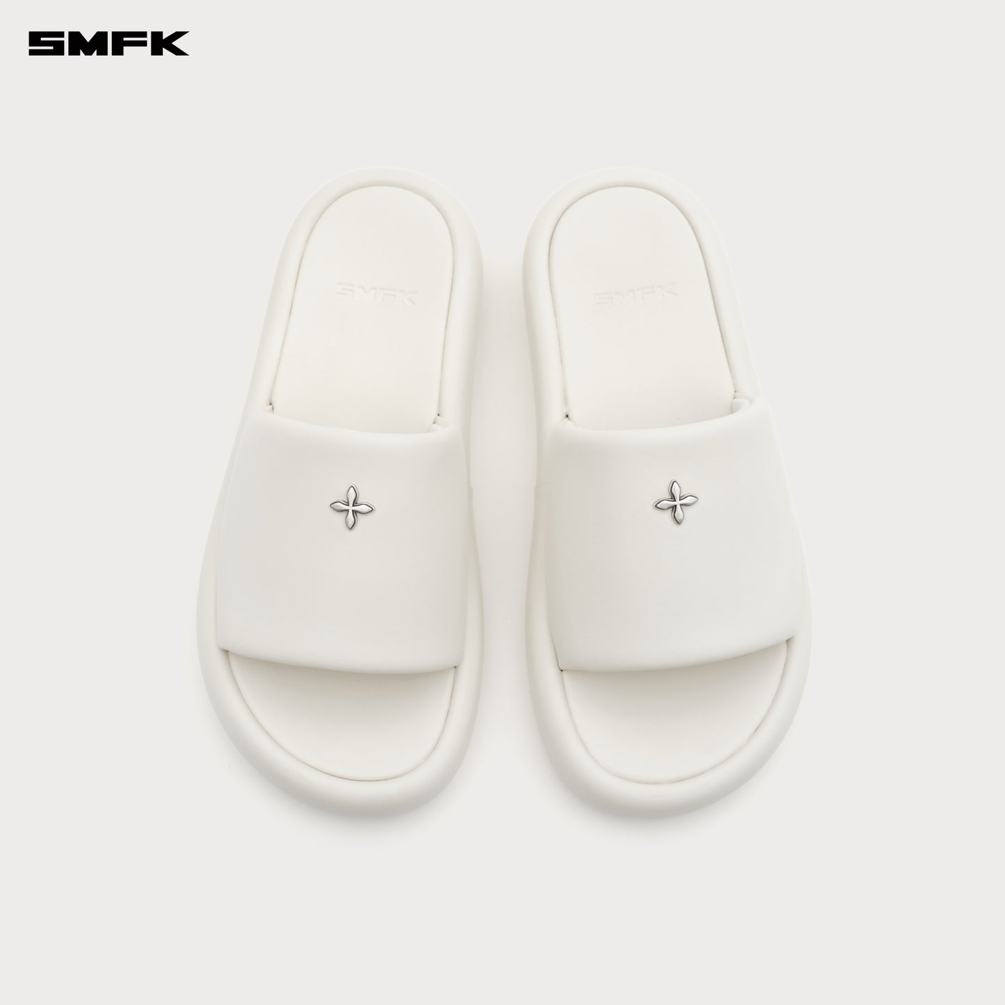 COMPASS BADGE Leather Sandals Alpine White