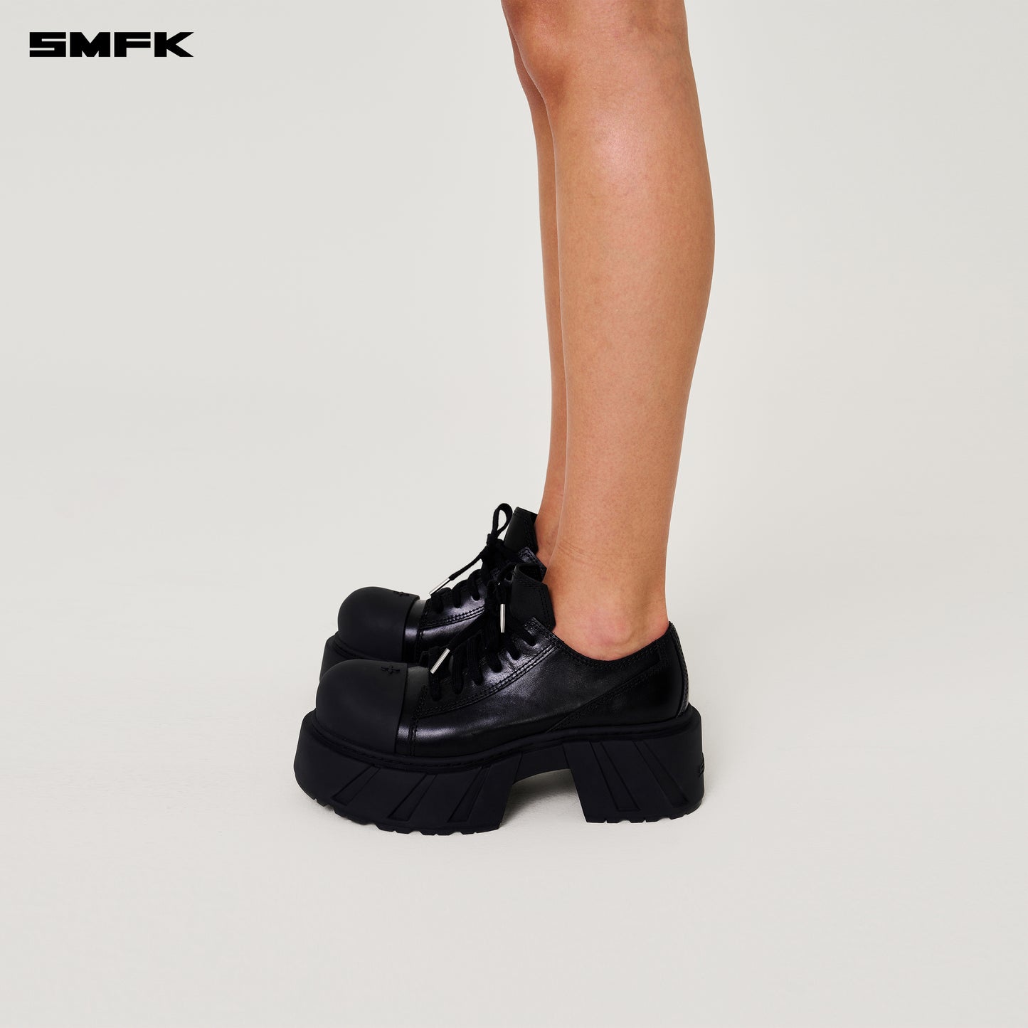 FUTURE MIRAGE High Heeled Leather Sneakers Wilderness Black