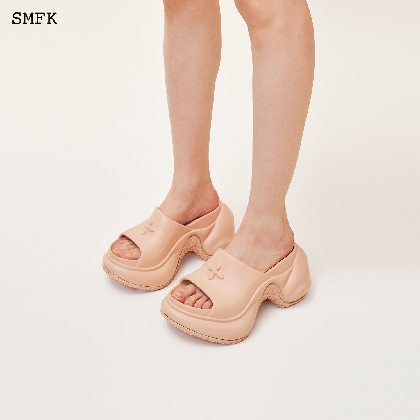 COMPASS WAVE High-Heel Bumper Sandal Classic Nude