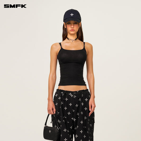 COMPASS HUG Sports Slim-fit Strap Top
Wild Black Wilderness Black