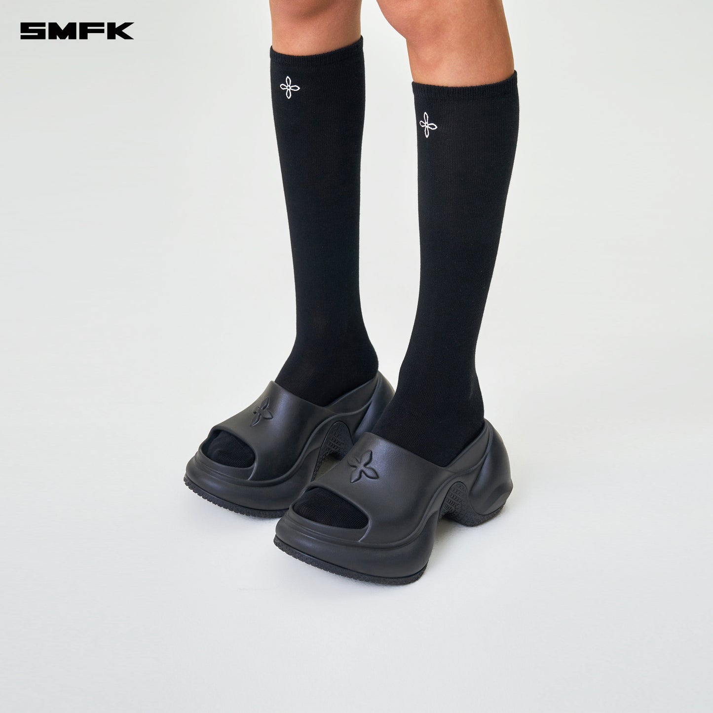 COMPASS HUG Sports Mid-Calf Socks (2 Pairs) Wilderness Black