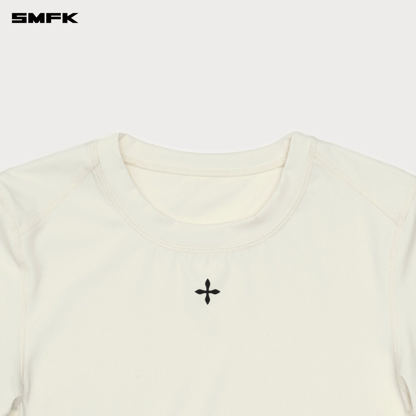 COMPASS WAVE Body-shaping Skin Tee Alpine White