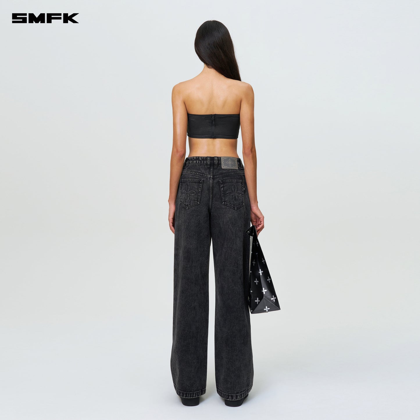 COMPASS HUG Skin Tube Top Wilderness Black